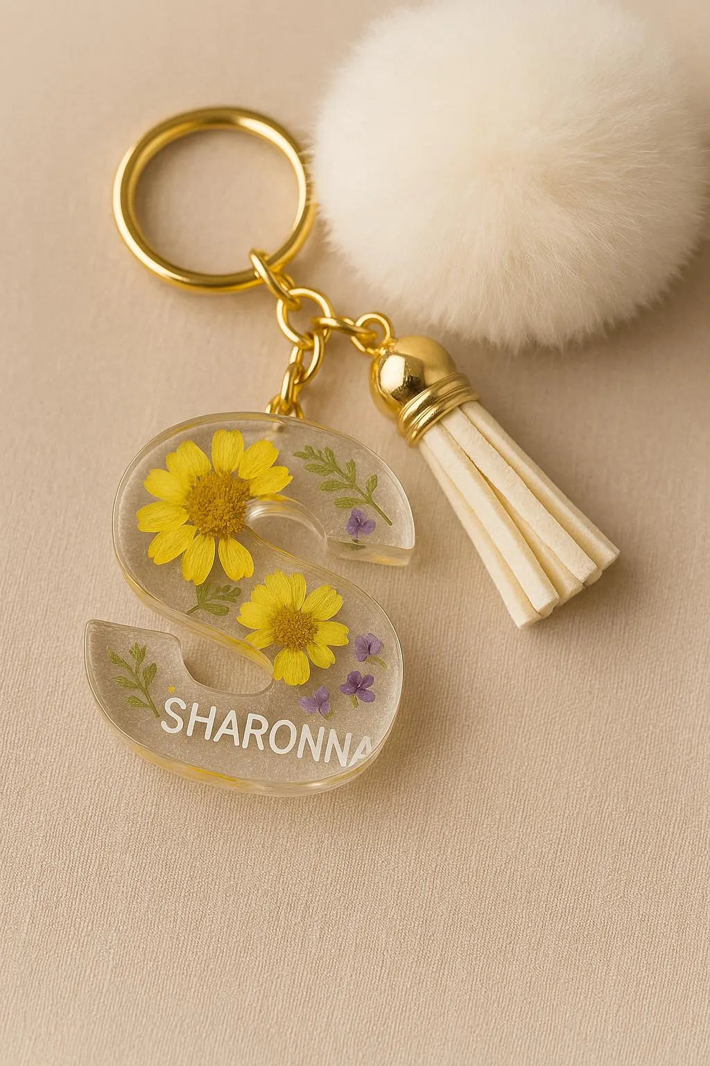 Personalized Resin Initial Keychain with Name ā Custom Letter Bag Charm