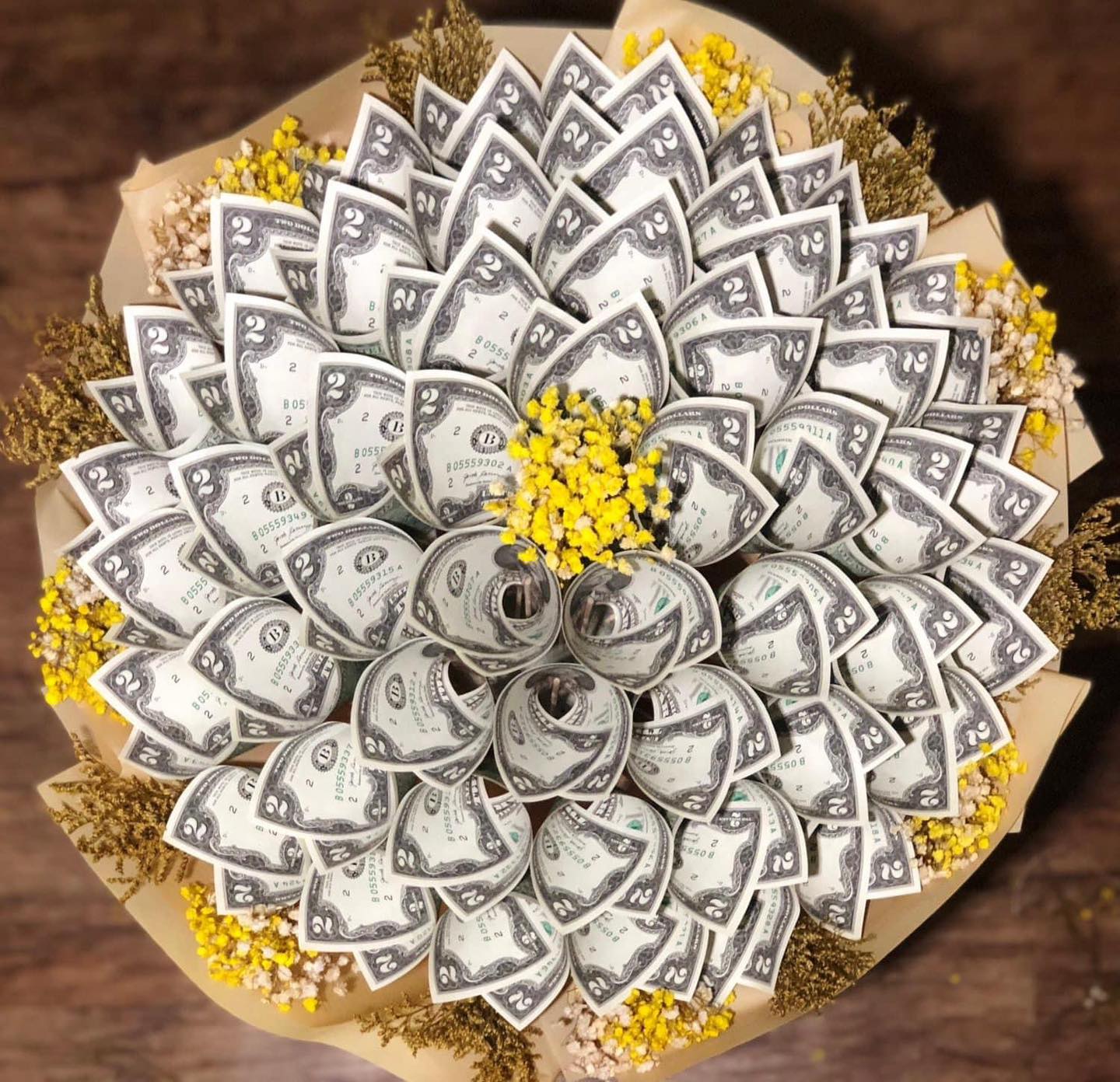 Luxury “Money” Bouquet – Realistic, Decorative Bills